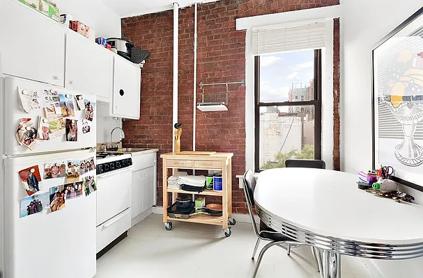 Rented by Compass | media 10