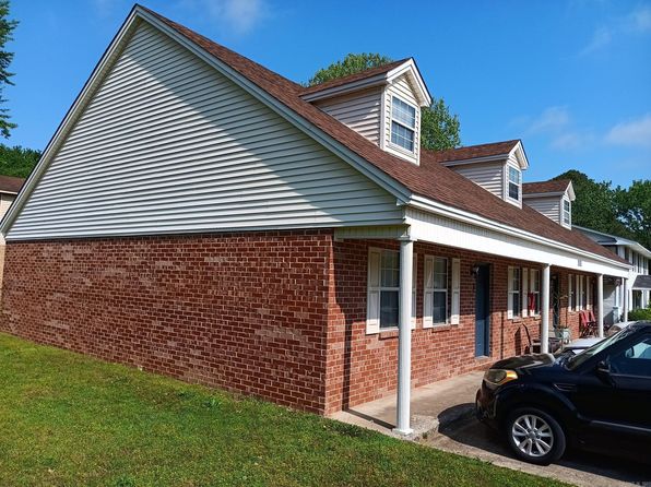 111 Woodlane Dr, Searcy, AR 72143