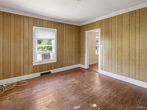 5th image of 802 Huguenot Trl