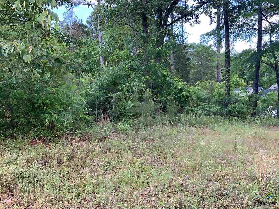 1st image of 240 Oak Grove Way