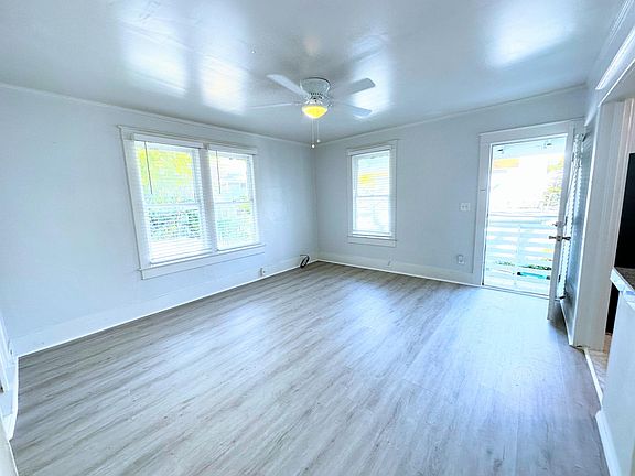 5th image of 518 Lake Ave #1/2