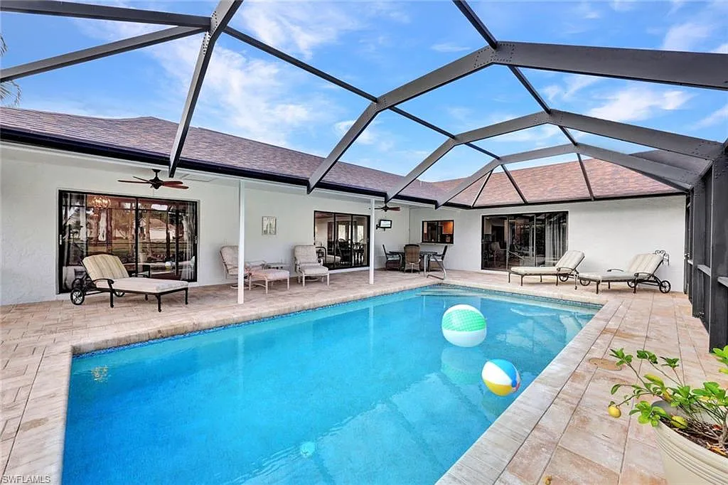 3 bed, 2.0 bath, 2108 sqft, $8,500 — Photo 1