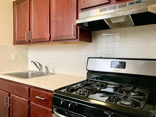 Rented by Halstead Real Estate | media 13