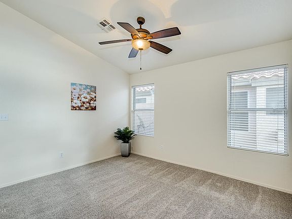 4th image of 8630 W Paradise Ln