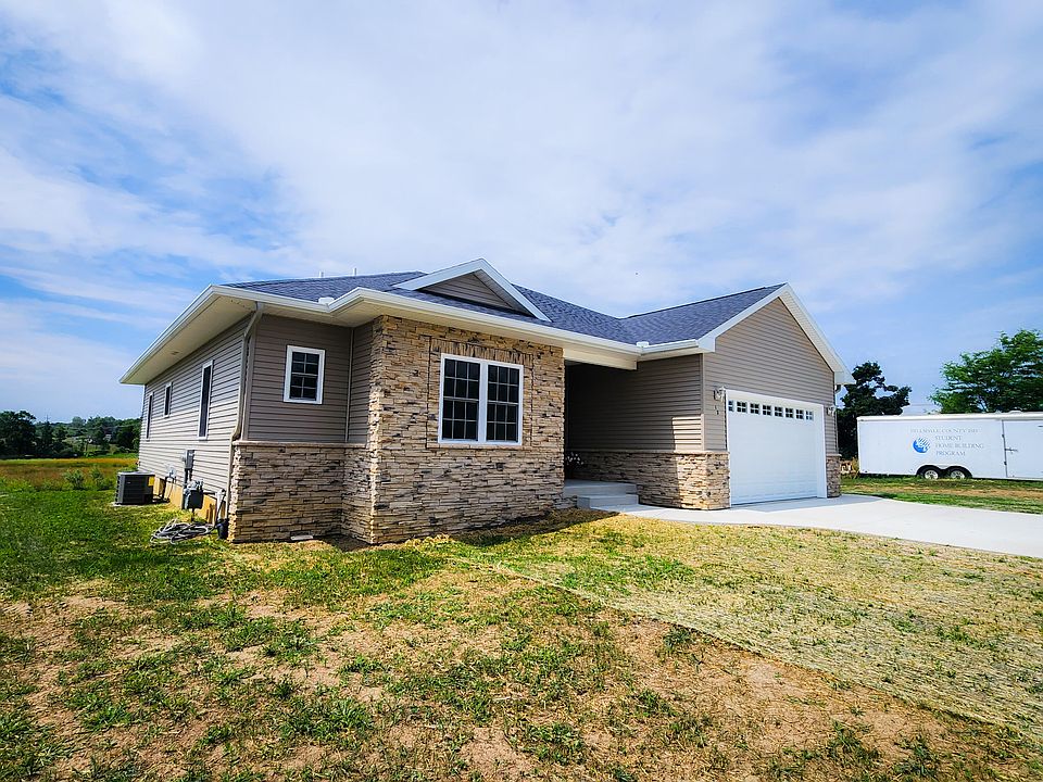 1st image of 12 Windswept Ln