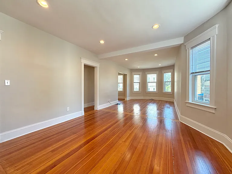 8 Fox St #1 — Photo 10