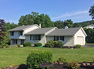 1 Clayborne Rd, Reading, PA 19606