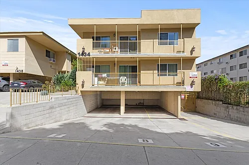 1434 N Fuller Ave #10 Photo 1