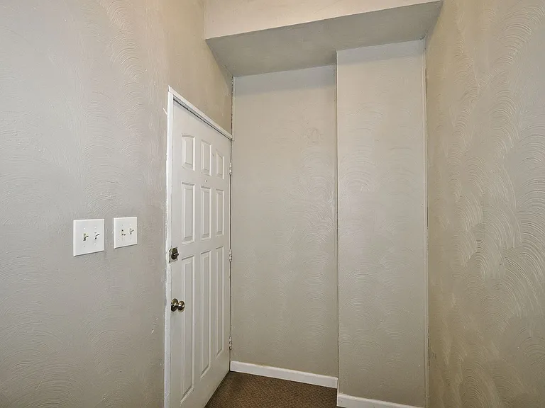 1606 Bingham St — Photo 5