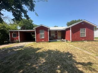 5804 Isbell St, Fort Worth, TX 76114