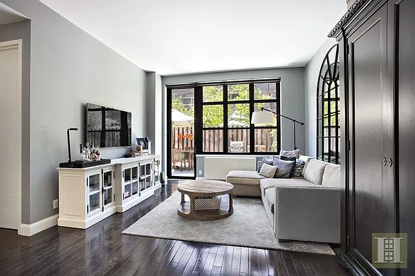Rented by Halstead Real Estate | media 42