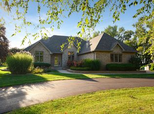 23746 S Bridle Path Dr, Manhattan, IL 60442