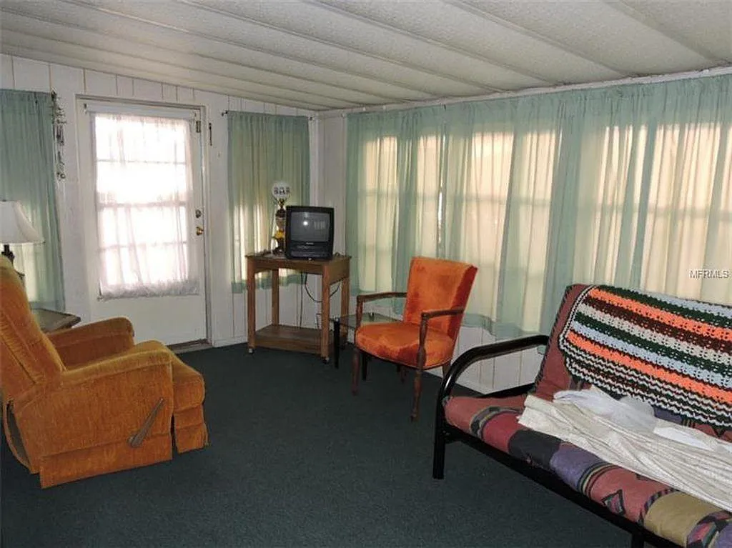 2 bed, 1000 sqft, $1,000 — Photo 3