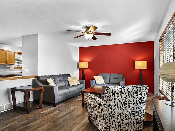 3rd image of 533 Lewellen Street