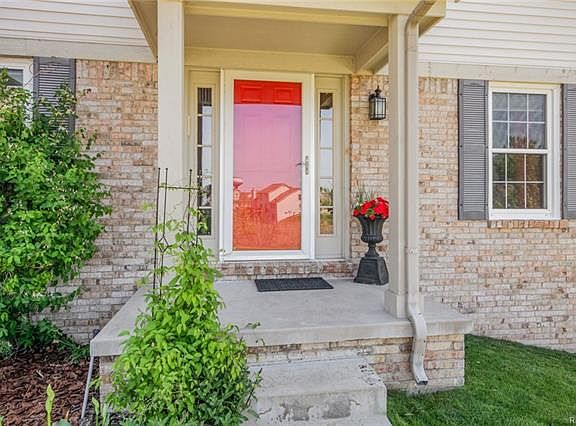 2nd image of 6221 Lismore Cir