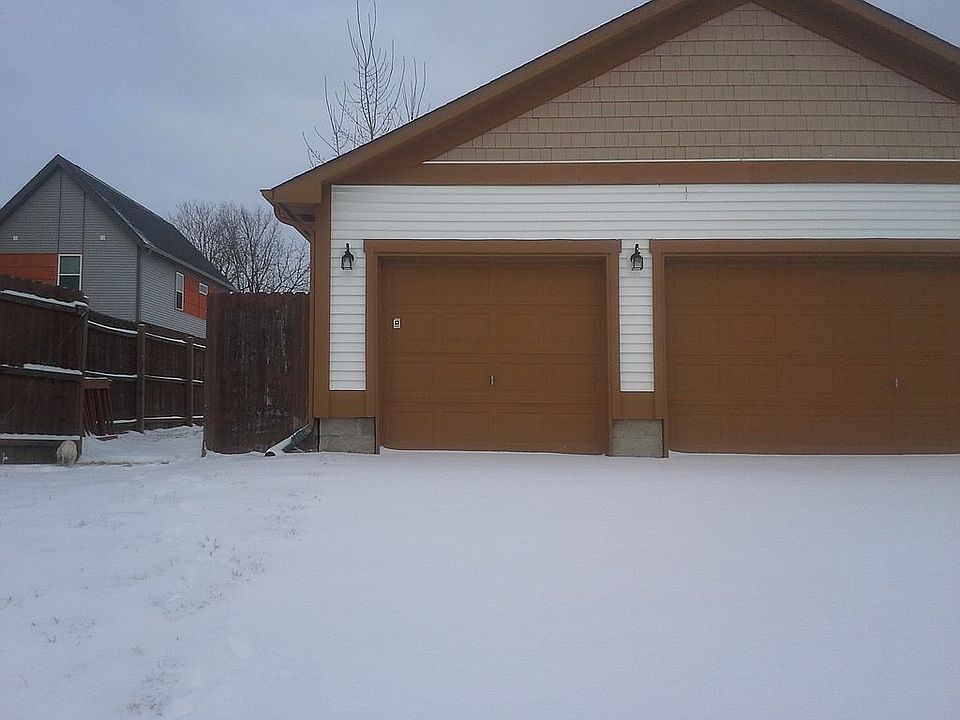 2nd image of 2428 N Park Ave