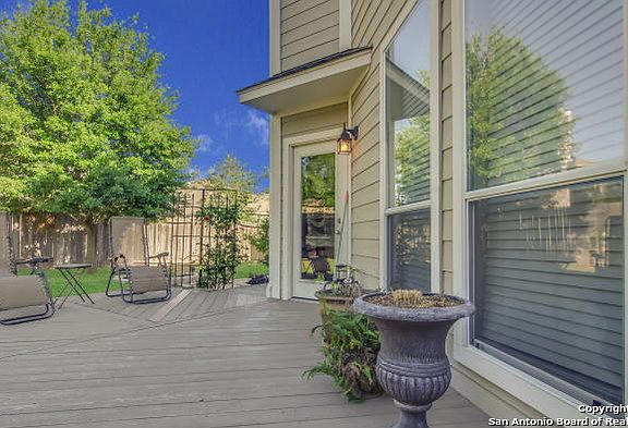 3rd image of 8643 Sarasota Woods
