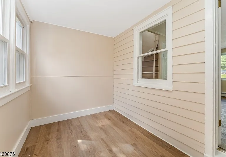 33 Sergeantsville Rd #B — Photo 4