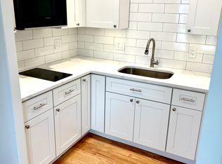 36 Walnut St #R, Medford, MA 02155