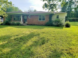 6800 Manslick Rd, Louisville, KY 40214