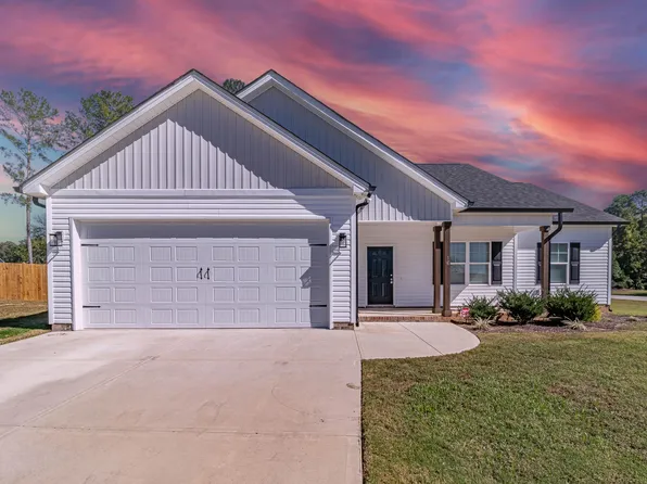 16 Sourgum Ct, Zebulon, NC 27597