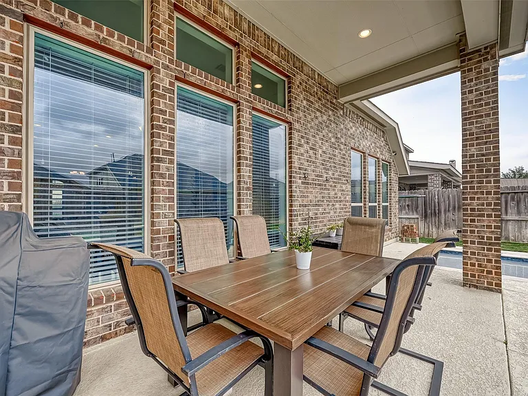 3510 Auburn Creek Cir — Photo 41