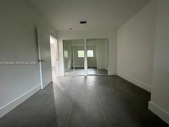 6101 NE Miami Ct #2 — Photo 10