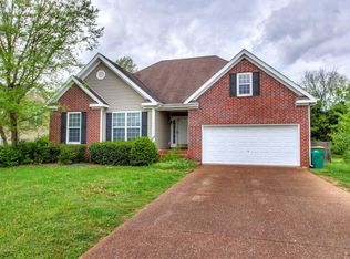 2857 Cochran Trace Dr, Spring Hill, TN 37174
