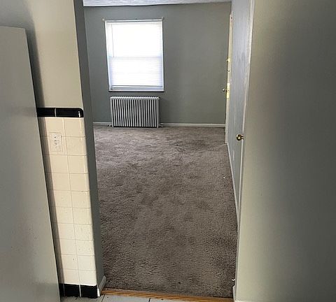 3rd image of 624 Maple Dr APT D