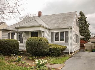 64 Summerville Dr, Rochester, NY 14617