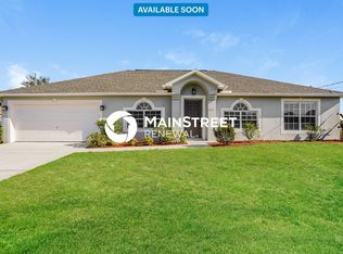 2100 Christopher Ave N, Lehigh Acres, FL 33971