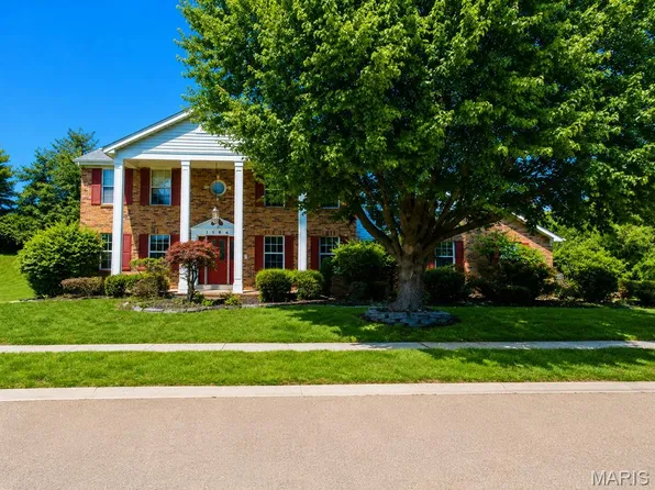 1164 English Saddle Rd, Florissant, MO 63034