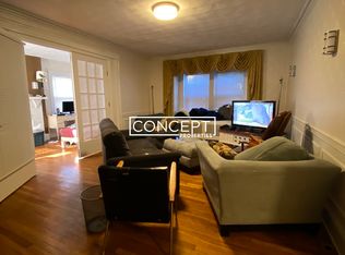 200 Commonwealth Ave #1CP, Chestnut Hill, MA 02467