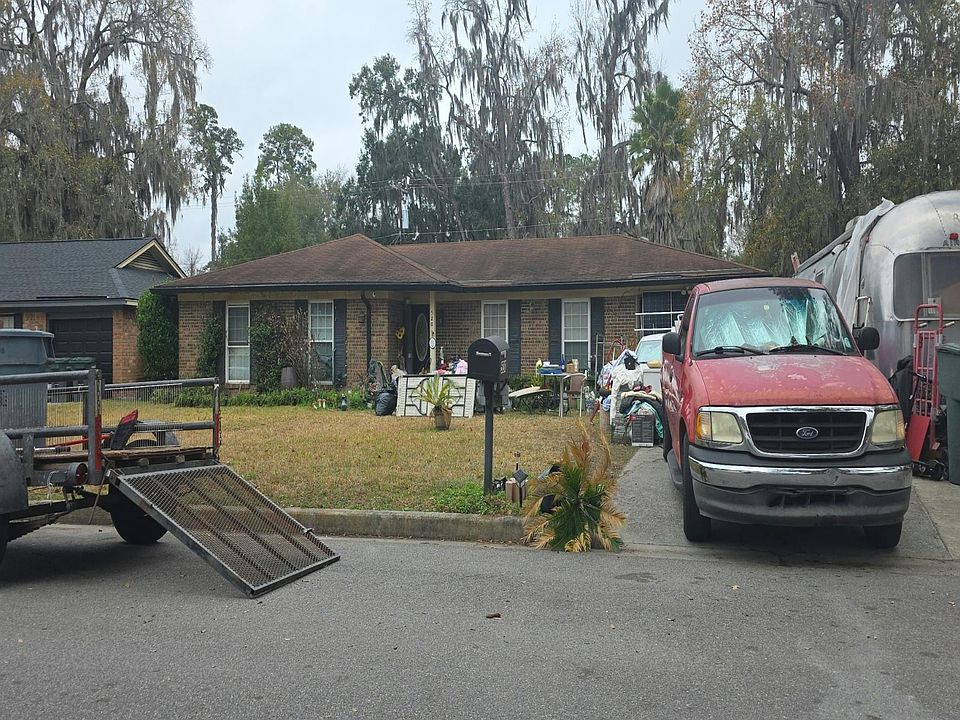 1st image of 520 Hampton St