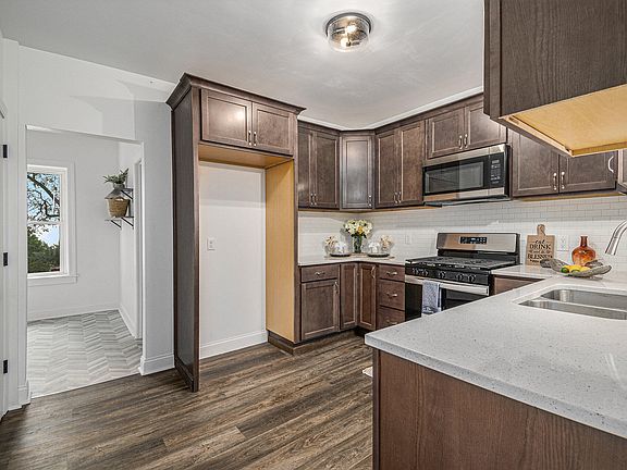4th image of 1721 N 16th St