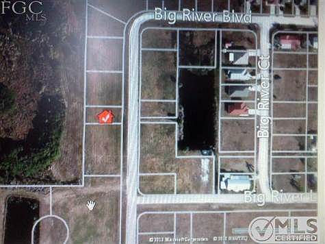 Aerial view of lot.