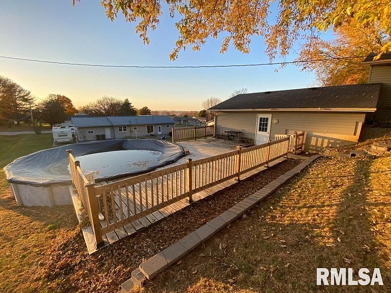 121 W Mildred St, Preston, IA 52069 Zillow