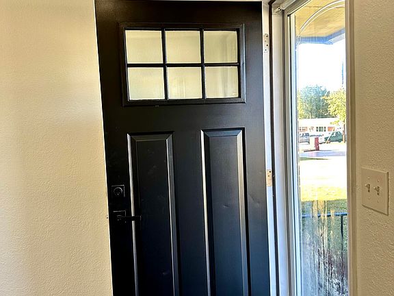 3rd image of 7606 Cecelia Dr