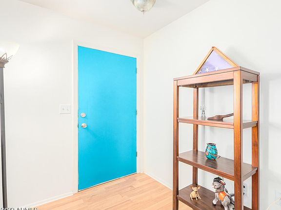 2nd image of 10523 W Camden Ave