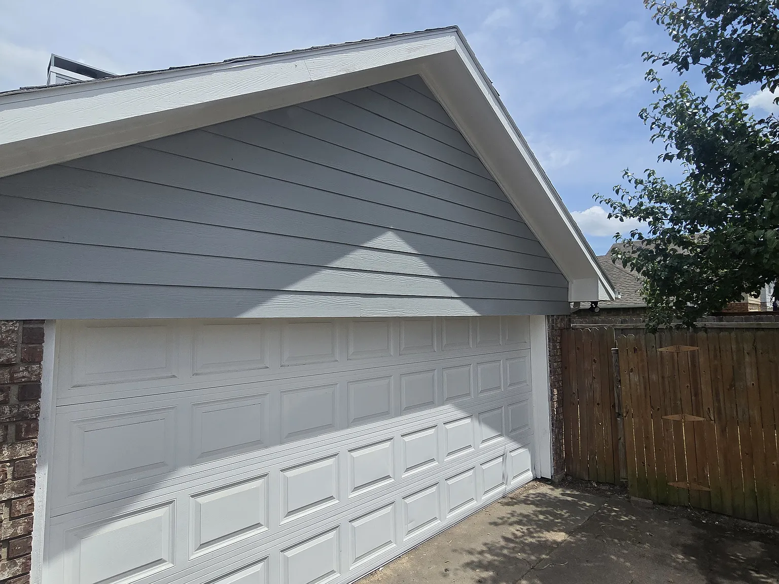 3 bed, 1663 sqft, $2,200 — Photo 2