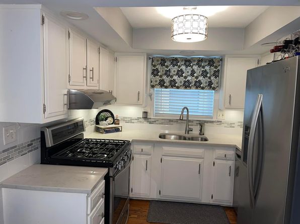 6462 N Northwest Hwy