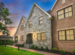 59 New England Ave #7, Summit, NJ 07901