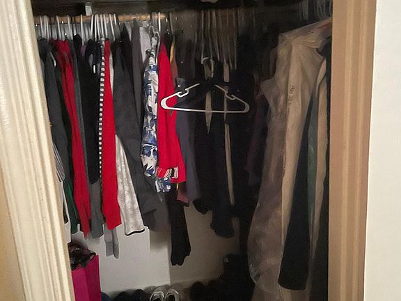 5th image of 1417 Wentworth Dr APT 102