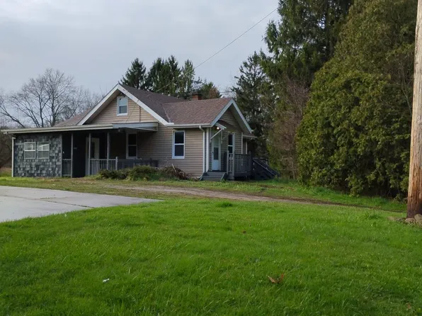 5610 S Main St, New Franklin, OH 44319