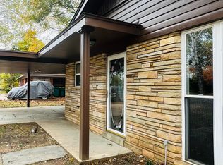 906 S Denver Ave, Russellville, AR 72801