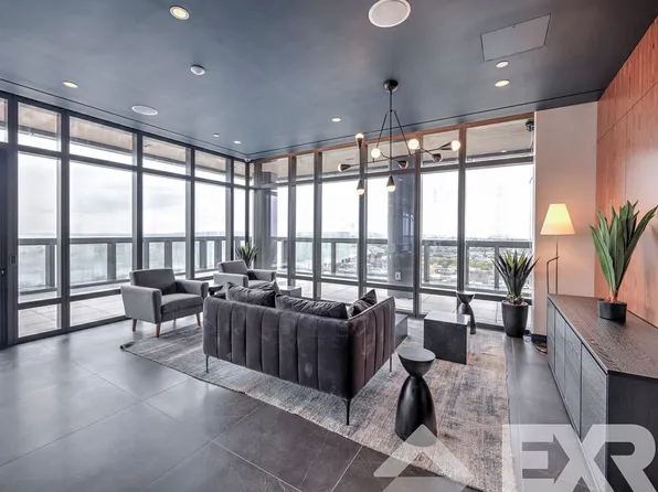 2230 Cropsey Avenue image 7 of 60