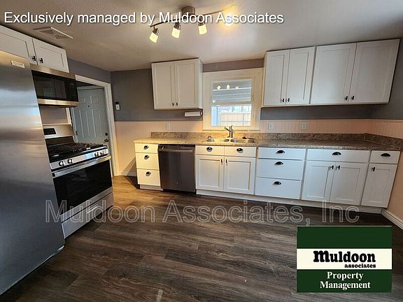 2nd image of 1301 Cypress St