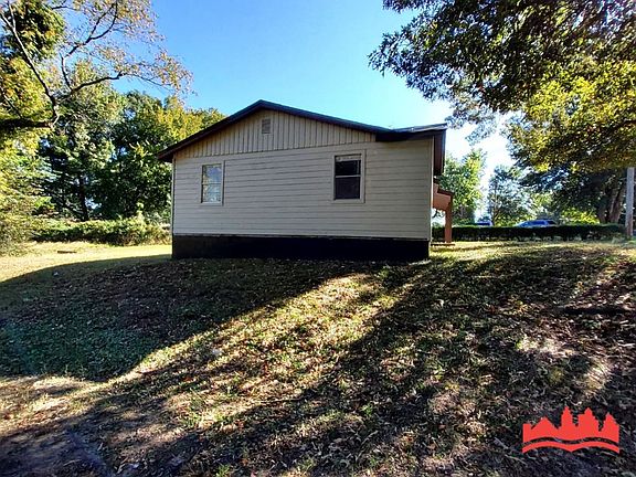 5th image of 426 Delta Rd