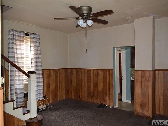 5th image of 519 E Albert St