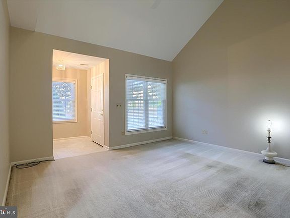 3rd image of 484 Brighton Pl